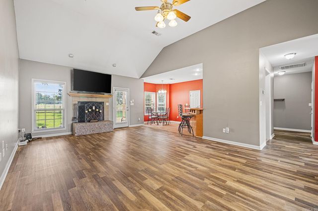 235 Oak Grove, Austin, AR 72007