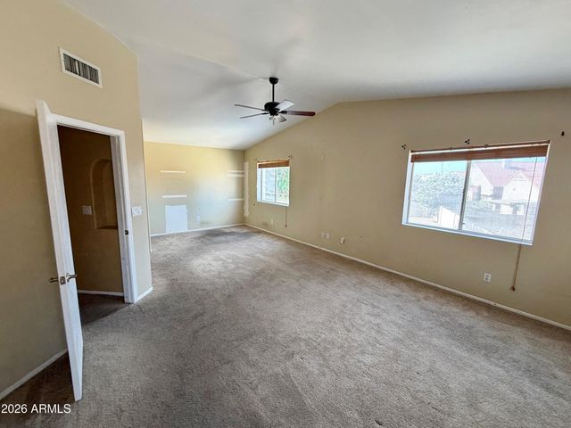 7511 W TONTO Drive, Glendale, AZ 85308
