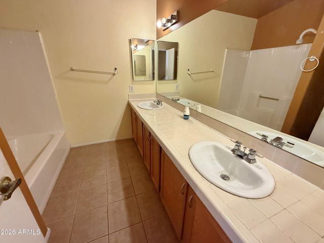 7511 W TONTO Drive, Glendale, AZ 85308