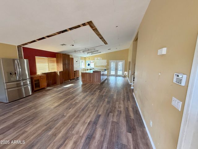 7511 W TONTO Drive, Glendale, AZ 85308