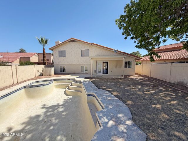 7511 W TONTO Drive, Glendale, AZ 85308