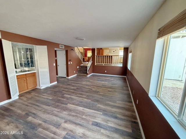 7511 W TONTO Drive, Glendale, AZ 85308
