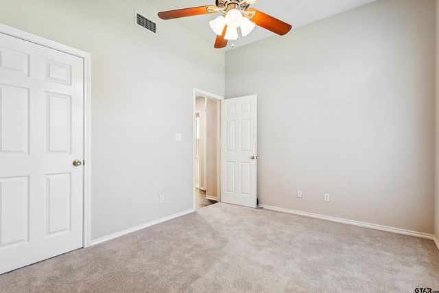 902 Bobwhite Ln, Whitehouse, TX 75791