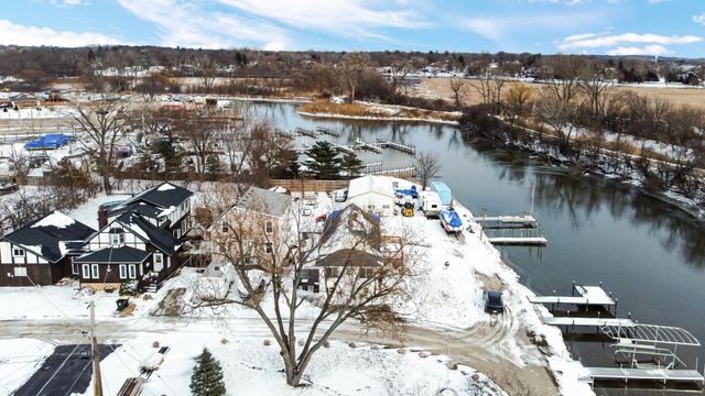 38717 N Lake Street, Antioch, IL 60002