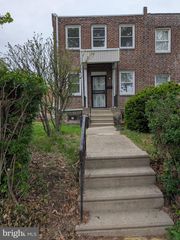 1941 W CHEW ST, Philadelphia, PA 19141