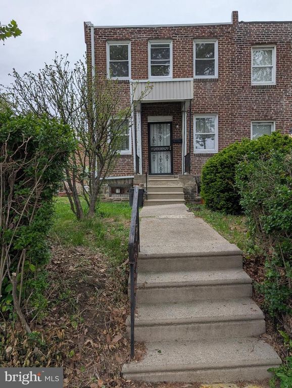 1941 W CHEW ST, Philadelphia, PA 19141