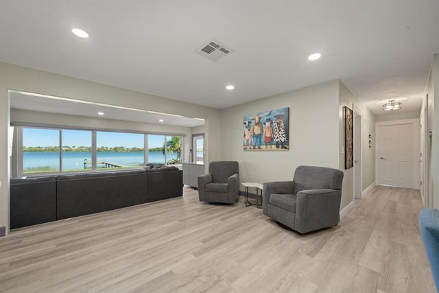 1622 W Dinner Lake Drive, Sebring, FL 33870