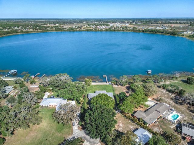 1622 W Dinner Lake Drive, Sebring, FL 33870
