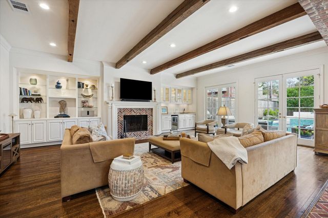 6429 Rutgers Avenue, West University Place, TX 77005