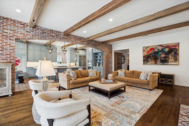 6429 Rutgers Avenue, West University Place, TX 77005