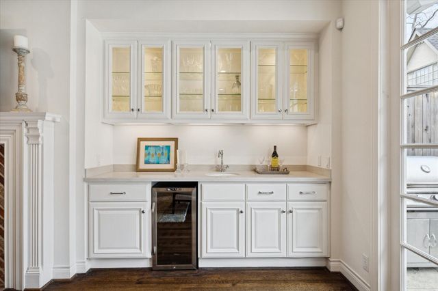 6429 Rutgers Avenue, West University Place, TX 77005