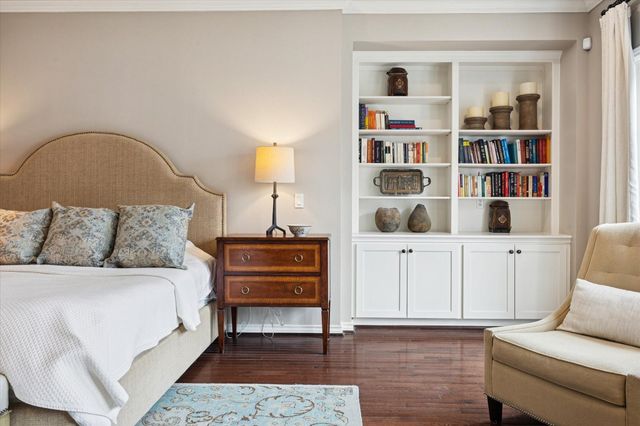 6429 Rutgers Avenue, West University Place, TX 77005