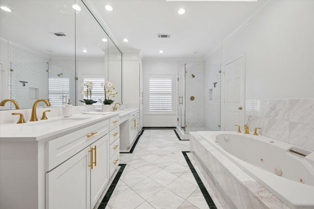 6429 Rutgers Avenue, West University Place, TX 77005