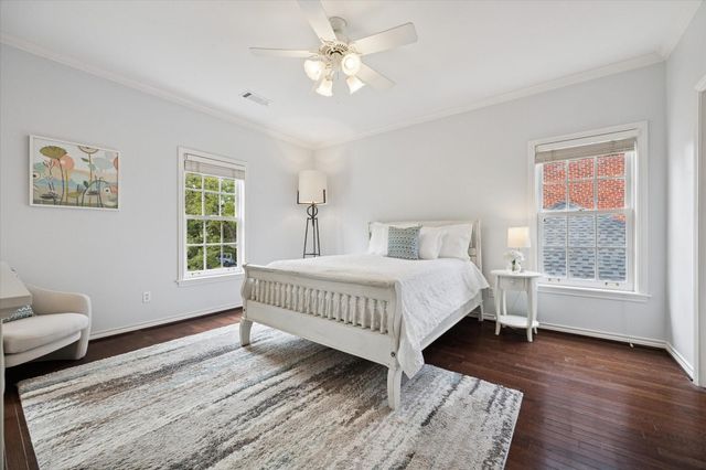 6429 Rutgers Avenue, West University Place, TX 77005