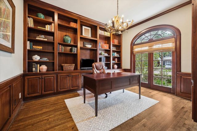 6429 Rutgers Avenue, West University Place, TX 77005