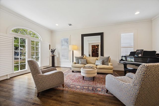 6429 Rutgers Avenue, West University Place, TX 77005