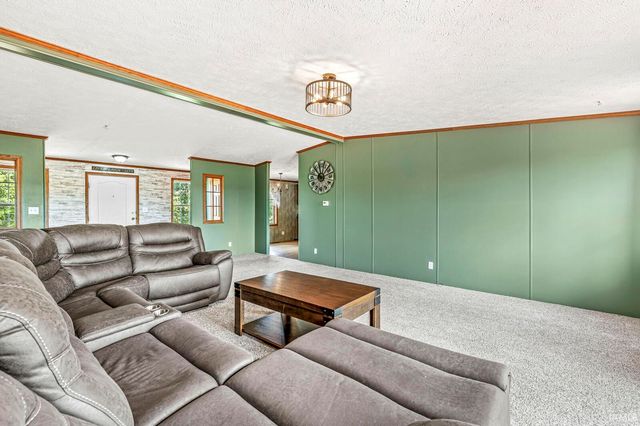 5428 S 525 W, Williamsport, IN 47993