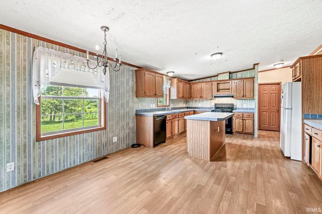 5428 S 525 W, Williamsport, IN 47993