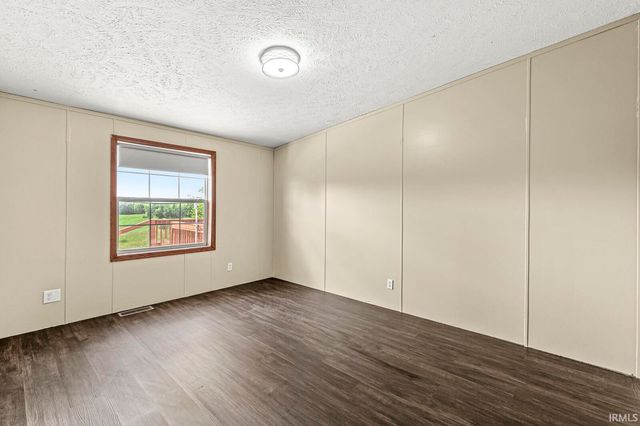 5428 S 525 W, Williamsport, IN 47993