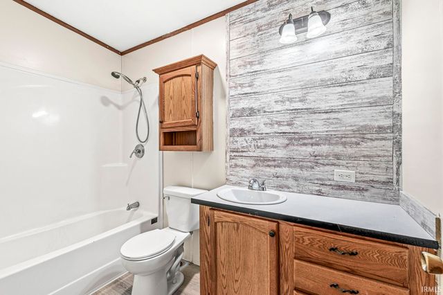 5428 S 525 W, Williamsport, IN 47993