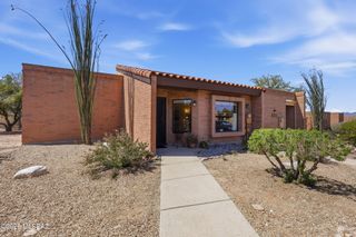 8647 N Little Oak Lane, Tucson, AZ 85704