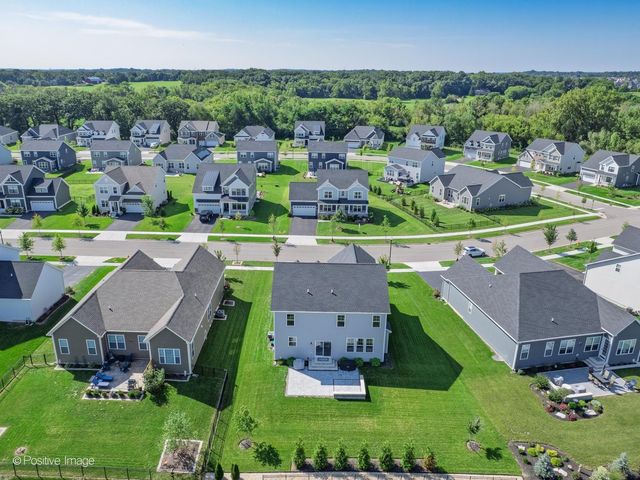 3550 Doral Drive, Elgin, IL 60124