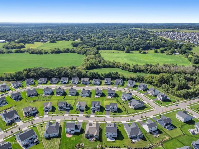 3550 Doral Drive, Elgin, IL 60124