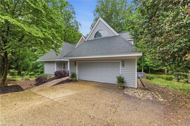 4 Majesties MEWS, Williamsburg, VA 23185