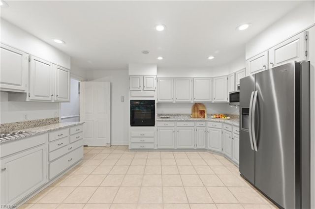 4 Majesties MEWS, Williamsburg, VA 23185