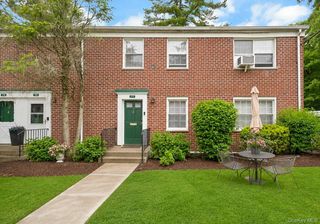 7 Fieldstone Drive 117, Hartsdale, NY 10530