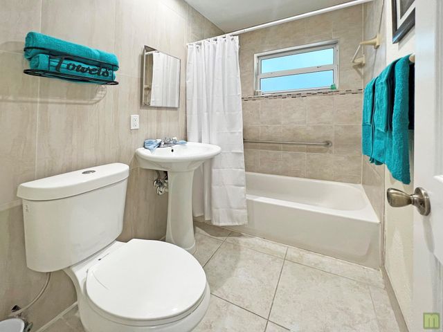 2695 SE 1st Ct 3, Pompano Beach, FL 33062