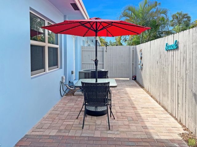 2695 SE 1st Ct 3, Pompano Beach, FL 33062