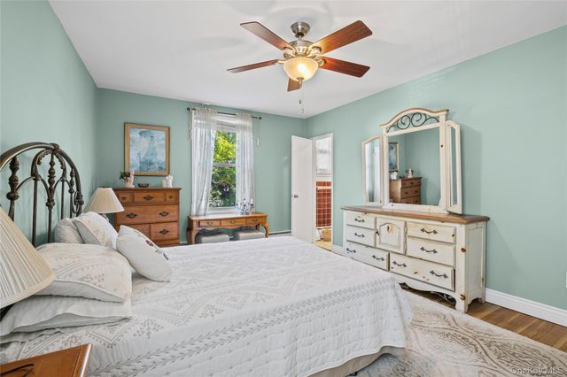 120 Morris Avenue B5, Rockville Centre, NY 11570