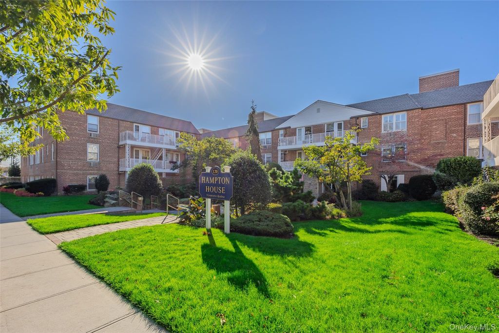 120 Morris Avenue B5, Rockville Centre, NY 11570