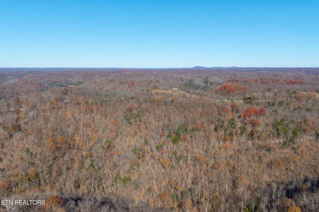 2489 AC Red Bud Ln, Hilham, TN 38568