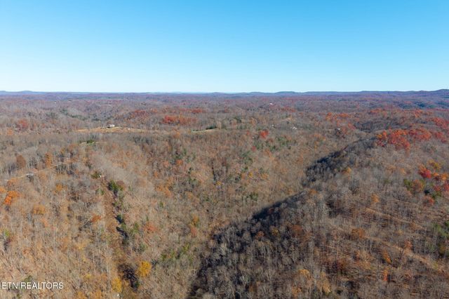 2489 AC Red Bud Ln, Hilham, TN 38568