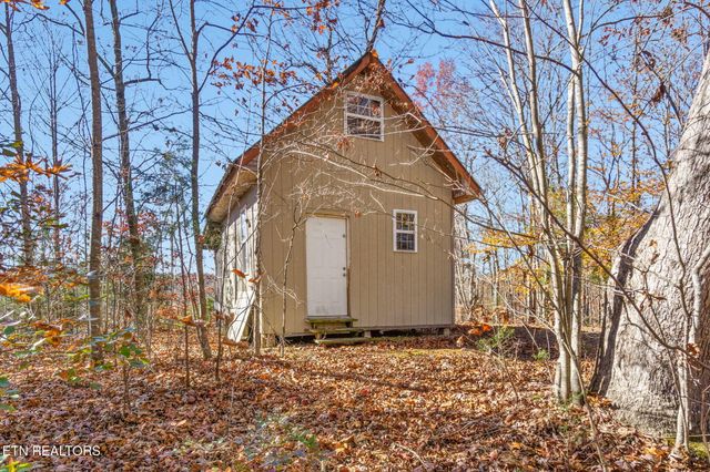 2489 AC Red Bud Ln, Hilham, TN 38568