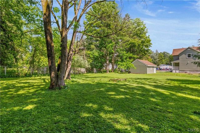 20 Meadow Street, Kirkland, NY 13323