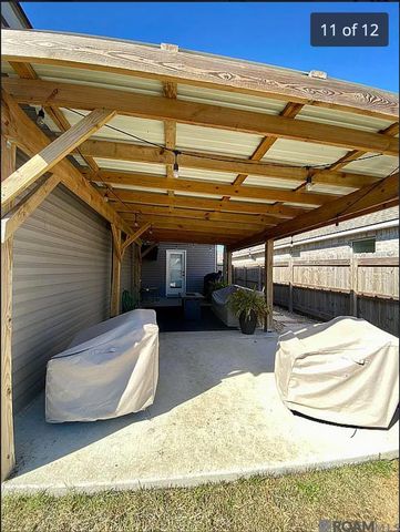 1343 Gentle Wind Dr, Baton Rouge, LA 70820