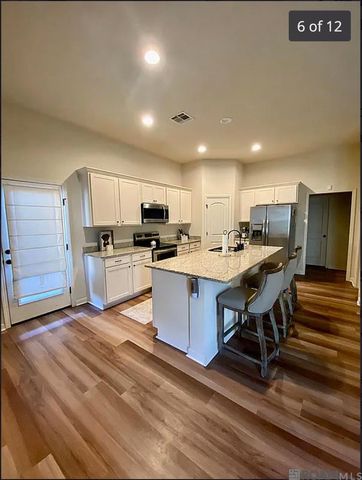 1343 Gentle Wind Dr, Baton Rouge, LA 70820