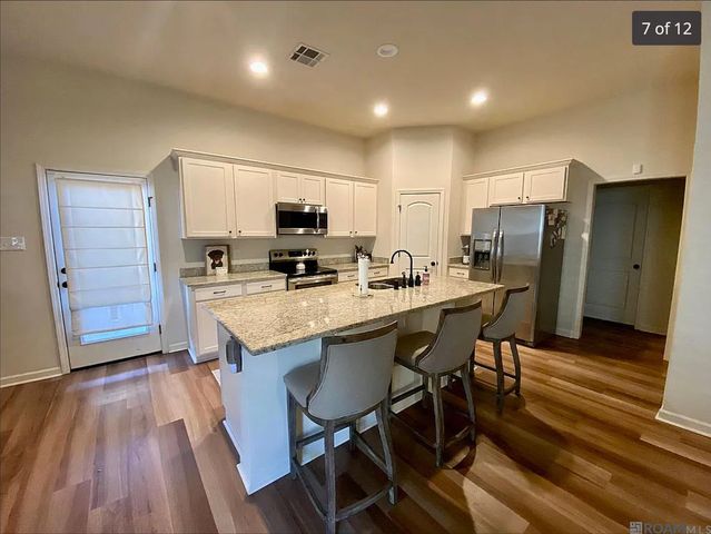 1343 Gentle Wind Dr, Baton Rouge, LA 70820