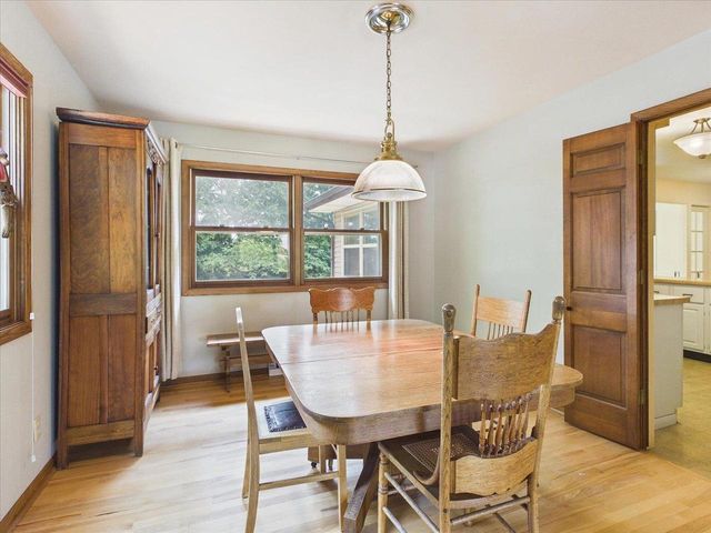 6909 Colony Drive, Madison, WI 53717
