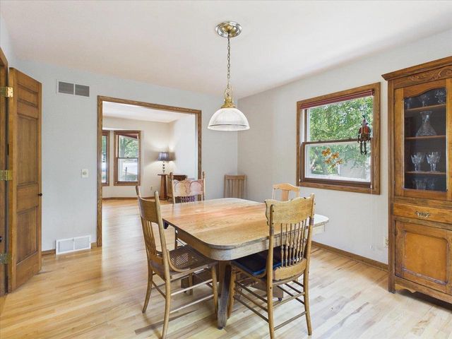 6909 Colony Drive, Madison, WI 53717