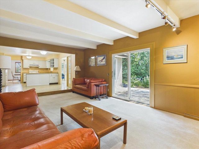 6909 Colony Drive, Madison, WI 53717