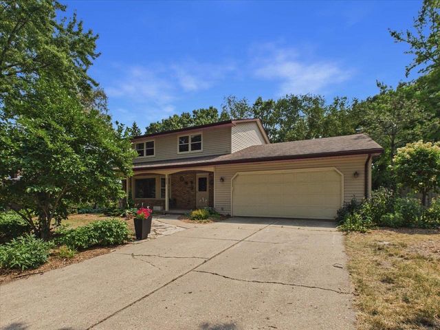 6909 Colony Drive, Madison, WI 53717