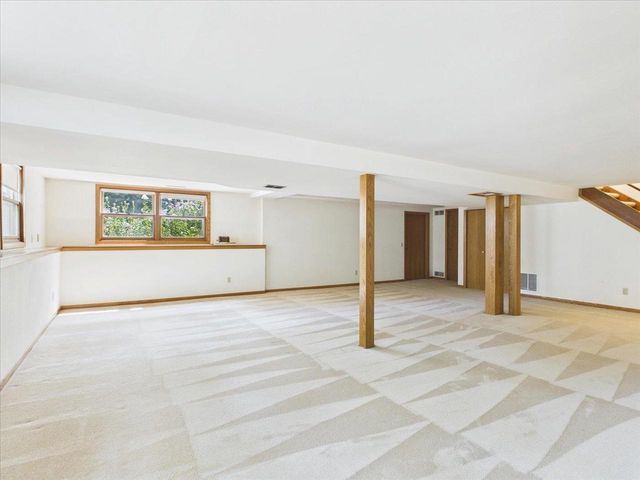 6909 Colony Drive, Madison, WI 53717