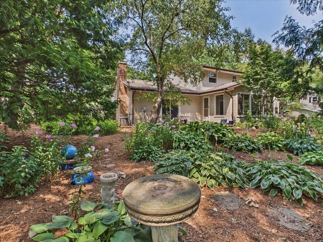 6909 Colony Drive, Madison, WI 53717