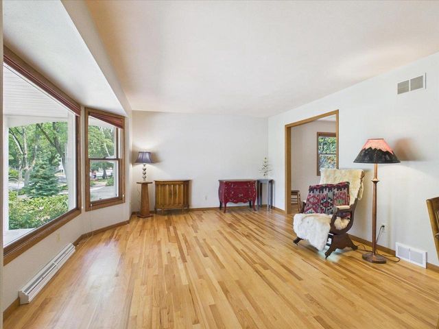 6909 Colony Drive, Madison, WI 53717