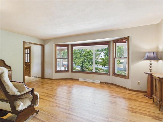 6909 Colony Drive, Madison, WI 53717