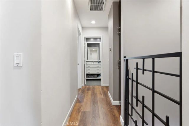 15735 Nordhoff Street 11, North Hills, CA 91343